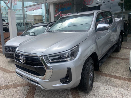 Imagen 2 de 15 de _toyota Hilux Srv 4x4 Automatica 2.8 Diesel 0 Km 2023