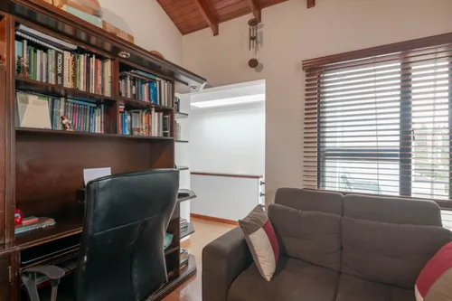 Casa En Venta En Rio Frío. Cod V12390