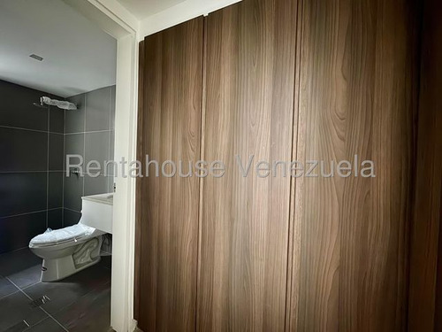 Apartamento En Venta Country Club Mls#25-16766 Xiolimar Lozano
