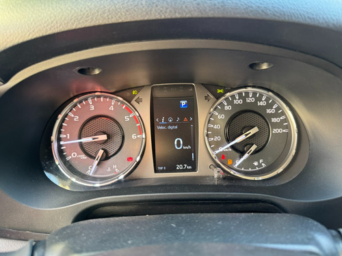 Toyota Hilux Pick-Up 2.8 Cd Srv 177cv 4x2 At