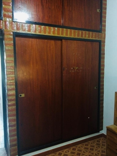Imagen 8 de 12 de Permuta - Chalet Ph De 3 Ambientes En Venta - El Palomar