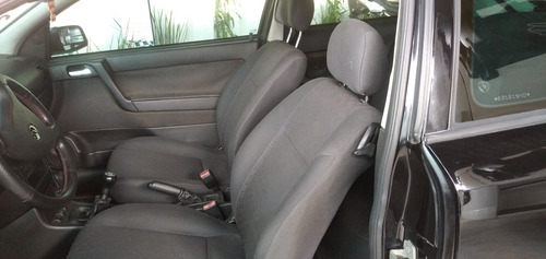 Imagem 9 de 11 de Chevrolet Astra 2006 2.0 Advantage Flex Power 3p