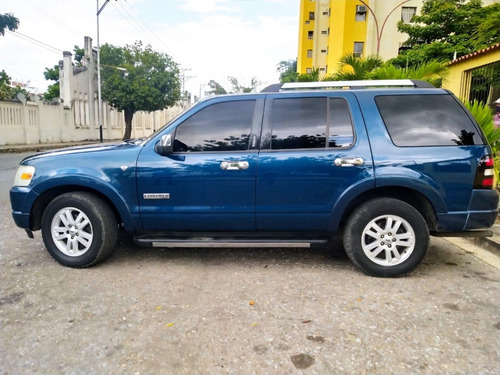 Imagen 2 de 13 de Ford Explorer
