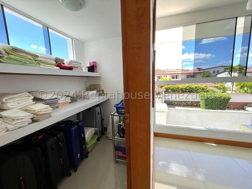 Casa Moderna Vanguardista En Alquiler Lomas De La Lagunita I