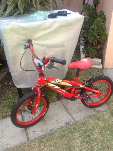 Ermosa Bicicleta De Cars 3 (Usado)