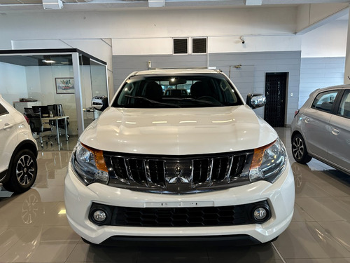 Mitsubishi L200 2.5 Turbo Diesel Full 4x2 D/c 2020