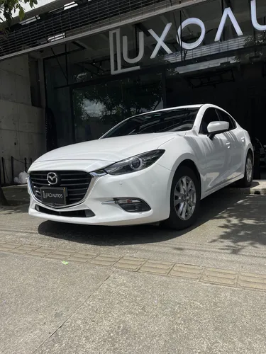 Mazda 3 2.0 Touring At