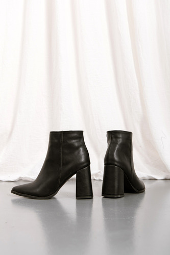 Botas Mujer Botinetas Taco Alto Eco Cuero Punta Fina Gretel