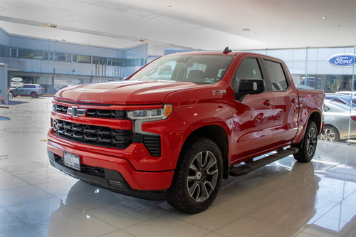 Chevrolet Cheyenne 5.3 Doble Cab Rst 4X4 At