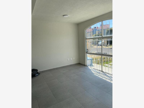 Imagen 2 de 9 de Casa Sola En Venta Real De Santa Clara Ii