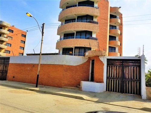 Imagen 1 de 18 de Sky Group Platinum Vende Apartamento En Chichiriviche. Falcón