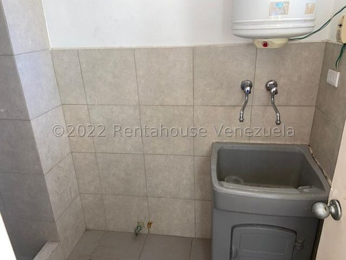 Imagen 13 de 30 de Apartamento En Venta En Los Dos Caminos Mls #22-15357 Jr