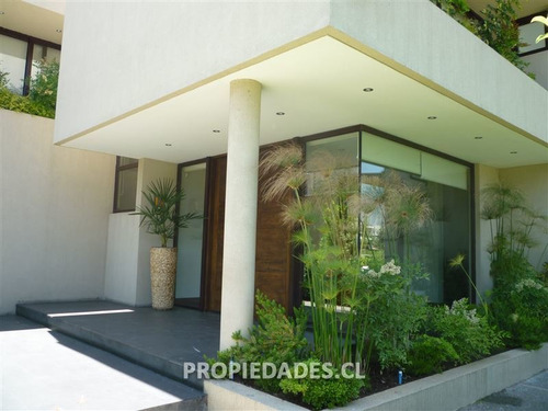 Imagen 3 de 12 de Casa En Condominio En Arriendo En Lo Barnechea