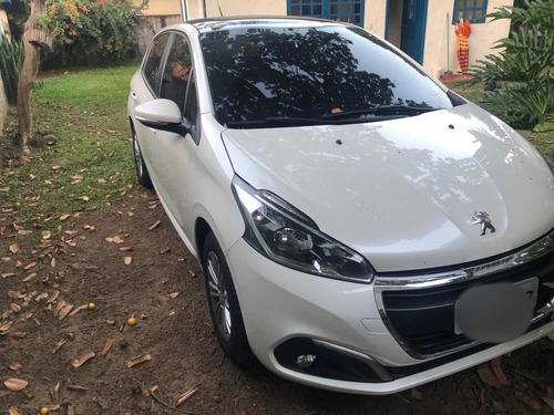 Peugeot 208 1.6 16v Allure Flex Aut. 5p 2018