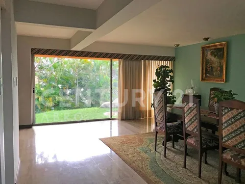 Distinguida Casa En La Tahona