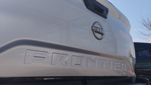 Nissan Frontier 2.3 S Cd 4x2 Mt