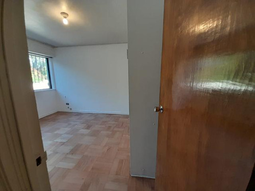 Departamento Crescente Errázuriz/alcalde Eduardo Castillo V