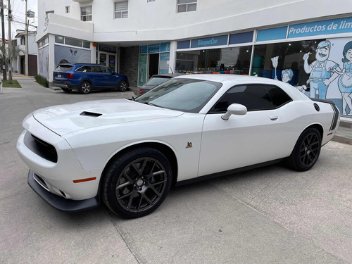 Dodge Challenger 6.4 Scat Pack Mt