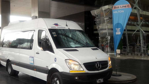 Imagen 2 de 5 de Mercedes-benz Sprinter 2.1 515 Combi 4325 150cv 19+1 2013