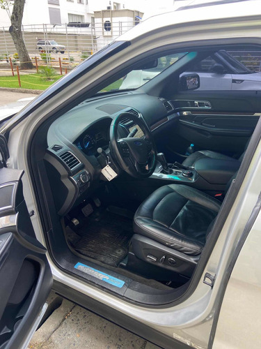 Imagen 8 de 10 de Ford Explorer 2017 3.5 Limited