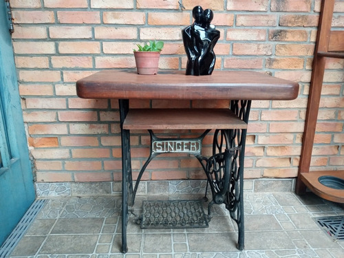 Mesita Singer Con Tapa Y Estante En Madera Maciza - No Envio