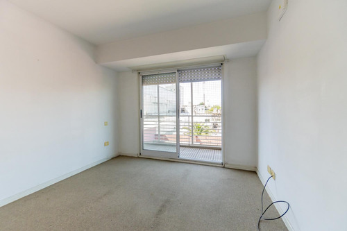 Departamento En Moron Sur