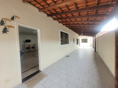 Imagem 7 de 25 de Casa 4 Dormitórios - Piscina - 100 Mts Praia - Imperador - Aml10