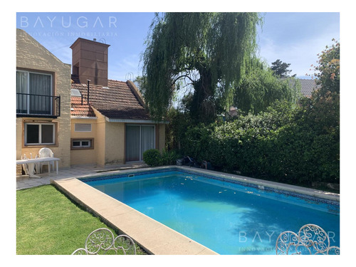 Imagen 4 de 27 de Alquiler Casa En Barrio Miraflores / Bayugar Negocios Inmobiliarios