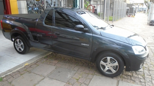 Imagem 5 de 15 de Chevrolet Montana 1.4 8v Manual