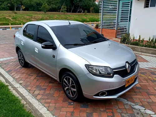 Renault Logan 1.6 Expression / Life +