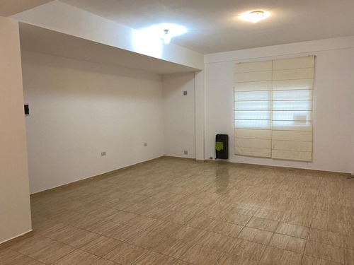 Imagen 4 de 10 de Monoambiente Venta 1 Baño 39 Mts 2 Totales - La Plata