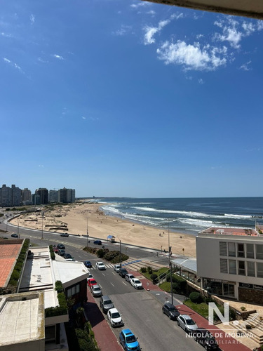 Venta ,  2 Dormitorios En Punta Del Este. 