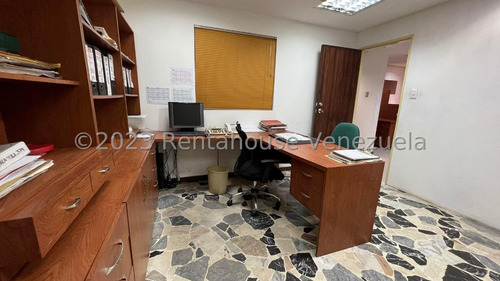 Edificio En Venta 710 M2 En Bello Monte. Katiuska Quevedo