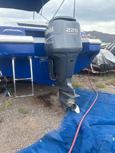 Lancha Modelo 1998, 24 Pies, Motor Yamaha 225 Hp, 4 Tiempos