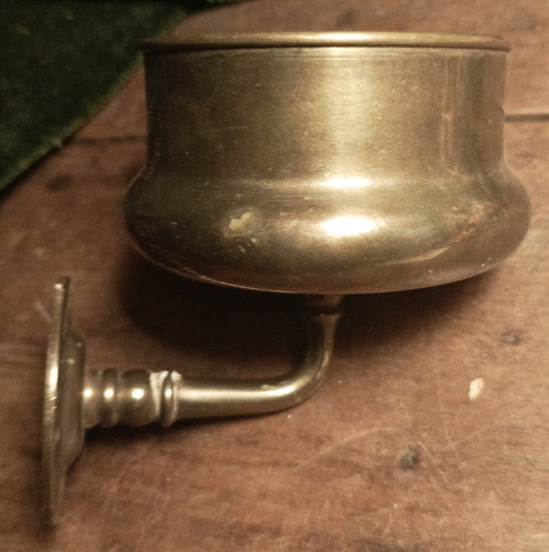 Antiguo Accesorio Porta Vaso Bronce, Sellado, 1930.