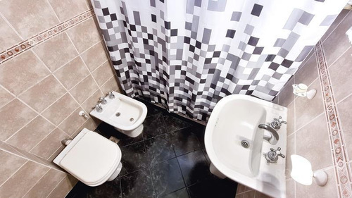 Venta Departamento 4 Ambientes Balcón Corrido Caballito