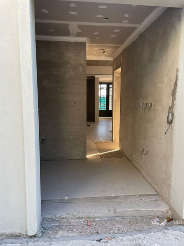 Imagen 6 de 14 de El Principado!!! Excelente Oportunidad!!! Casa De 5 Ambientes Con Pileta A Estrenar!!!