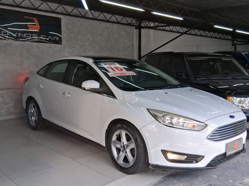 Ford Focus Sedan Titanium 2.0 PowerShift