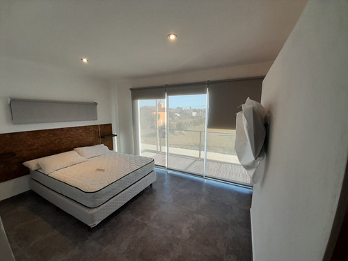 Imagen 10 de 10 de Duplex A Estrenar De 3 Ambientes Con Cochera.