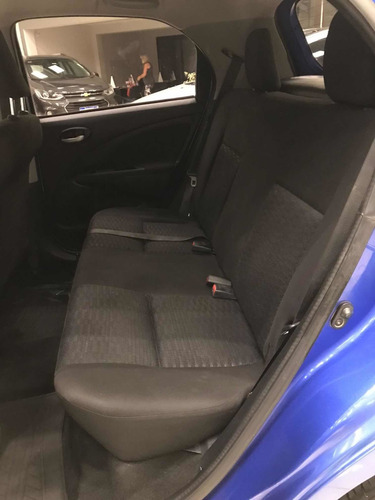 Imagen 12 de 16 de Toyota Etios 2014 1.5 Xls