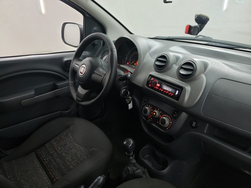 Imagem 7 de 15 de Fiat Fiorino 1.4 Mpi Furgão Hard Working 8v Flex 2017 2018