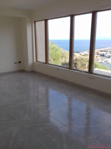 Bello Y Espacioso Apartamento. Vista Al Mar. Costa Azul