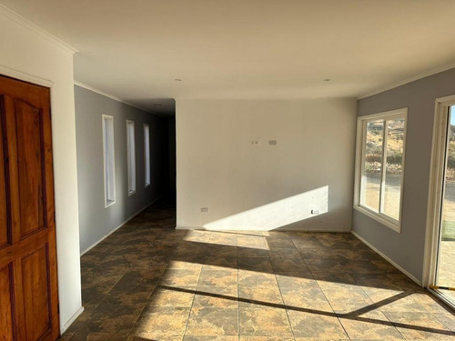 Se Vende Amplia Casa Nueva En Condominio Los Maquis Curacaví