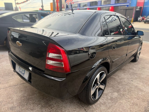 Chevrolet Astra Astra Sed. Advant. 2.0 8V MPFI FlexP. 4p