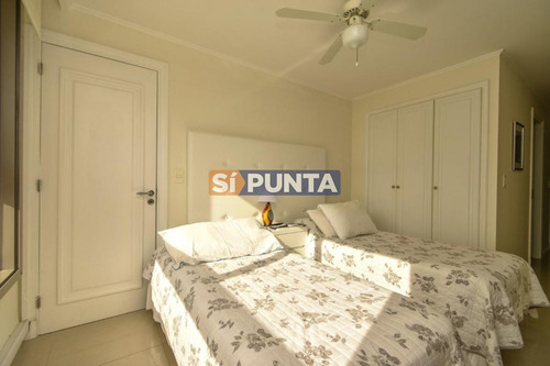 Imagen 13 de 24 de Apartamento En Brava, 3 Dormitorios *