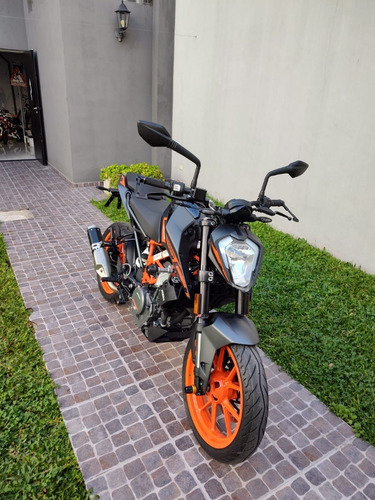 Imagen 3 de 16 de Moto Ktm Duke 250 2023 Naked Pista 0km Urquiza Motos