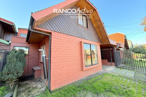 Venta De Amplia Casa 4 Dorm Y 4 Baños En Los Angeles