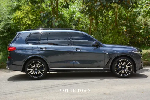 BMW X7 3.0 Xdrive 40i Pure Excelence