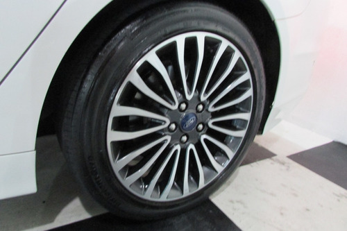 Ford Fusion 2.0 Titanium Hybrid Aut. 4p