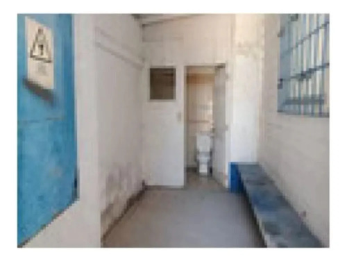 Se Vende Terreno Con Oficinas, Jjprieto Con Salesianos